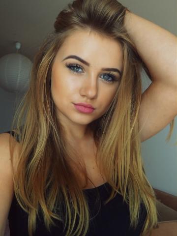 Виктория Ангел